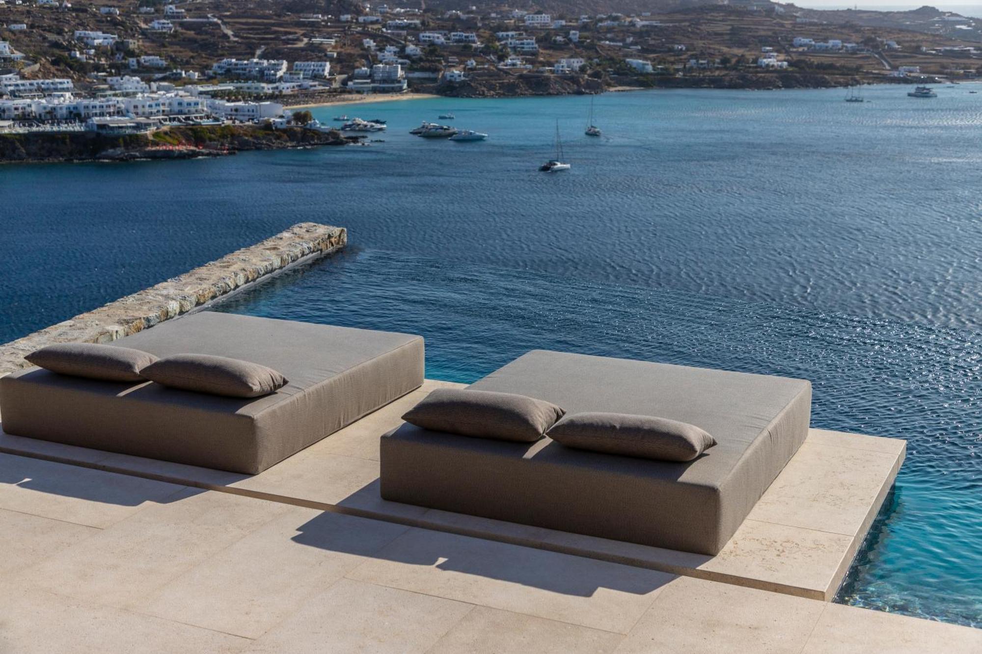 The Skyvilla Mykonos - A Landmark Property With Breathtaking Views Of The Psarou Bay Mykonos Town Zewnętrze zdjęcie
