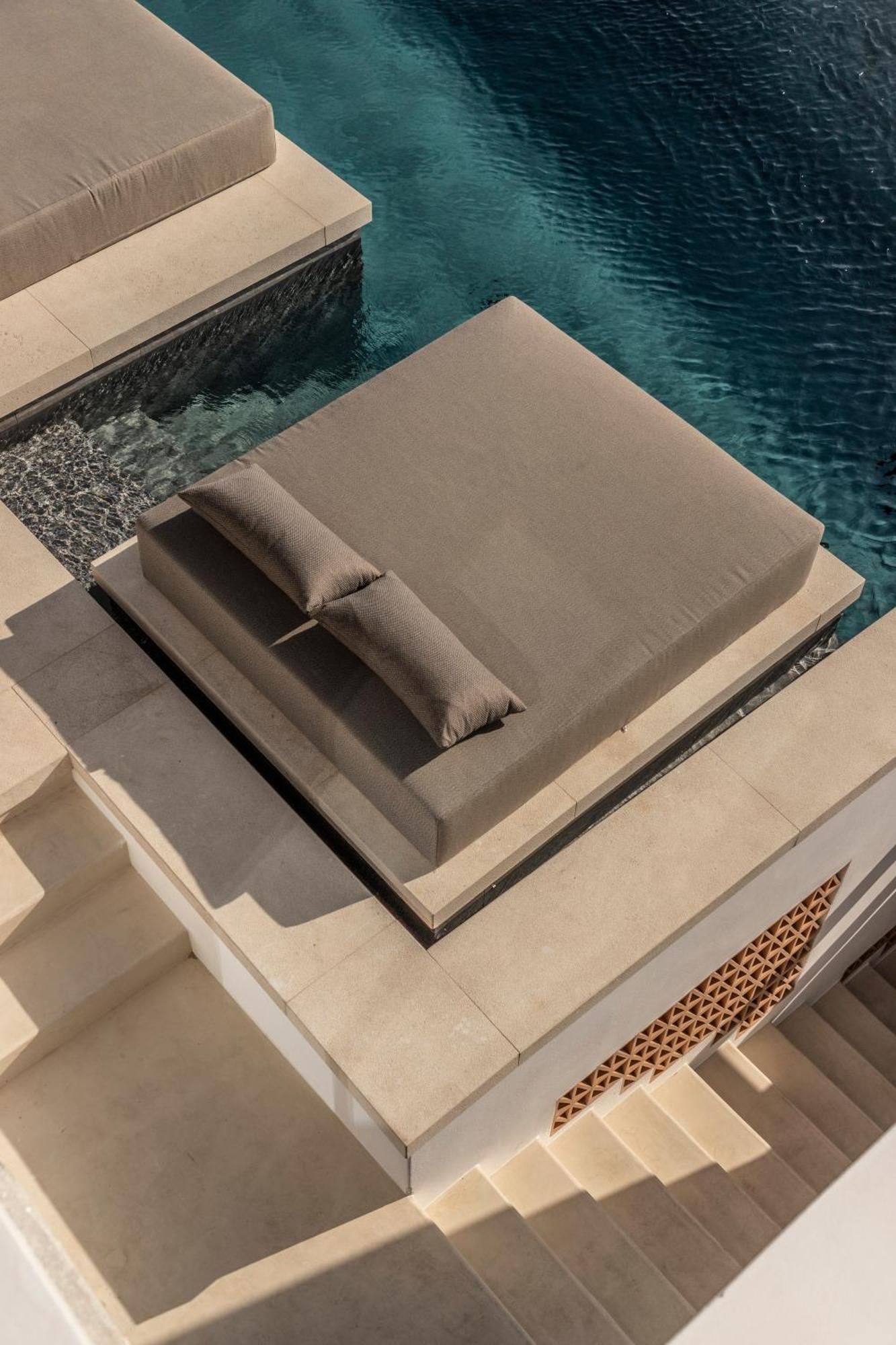 The Skyvilla Mykonos - A Landmark Property With Breathtaking Views Of The Psarou Bay Mykonos Town Zewnętrze zdjęcie